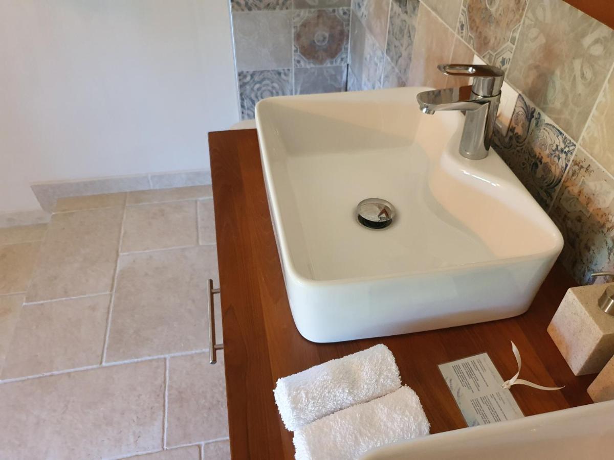 לינה וארוחת בוקר L'Ermitage De Saint-Bardoux מראה חיצוני תמונה